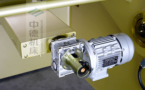 ZDS-450后檔料減速電機(jī)，質(zhì)量好，模擬運(yùn)算定位速度快.jpg